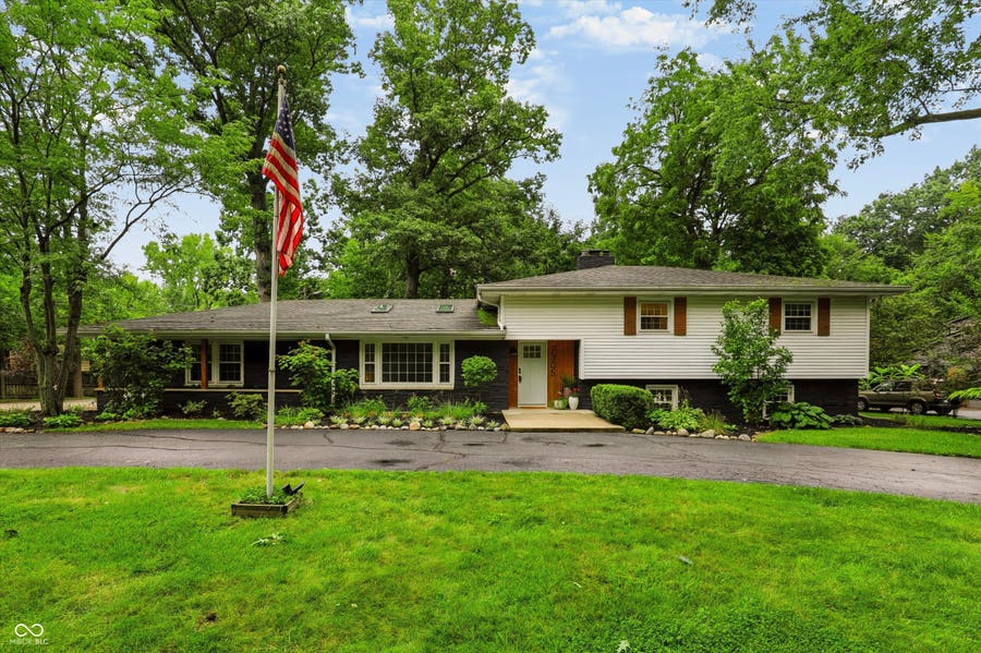 Property photo for 7305 Whitehall Drive, Indianapolis, IN