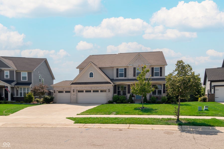 Property photo for 18819 Dooney Court, Noblesville, IN