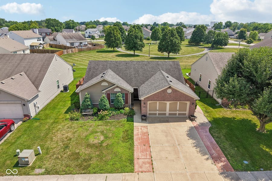 Property photo for 6111 Angelina Way, Indianapolis, IN