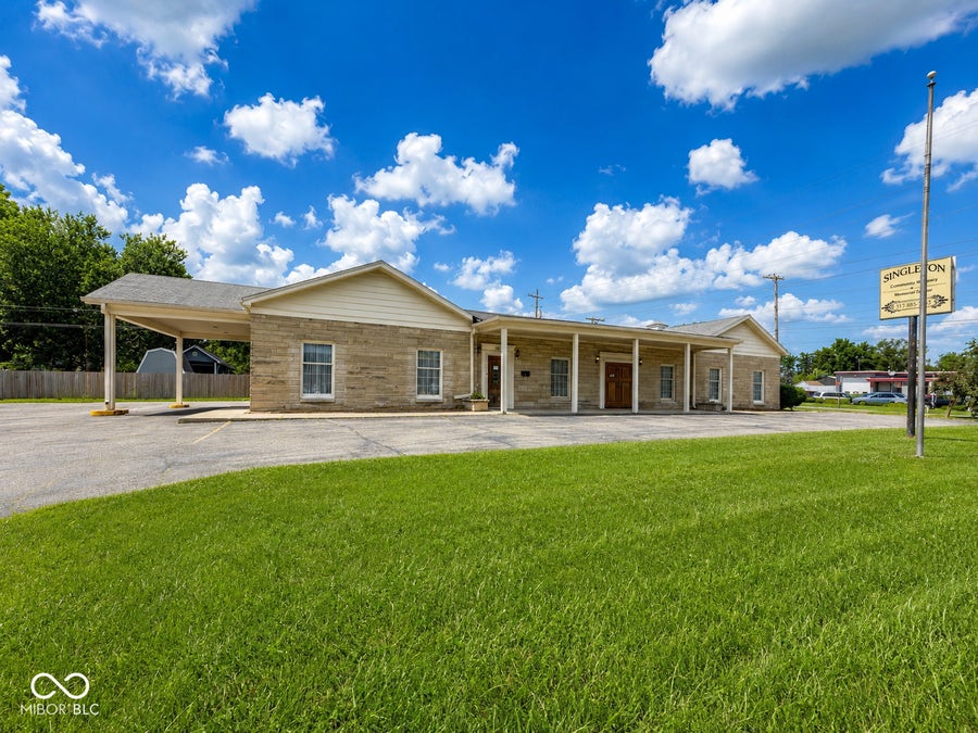 Property photo for 1202 S Lynhurst Drive, Indianapolis, IN