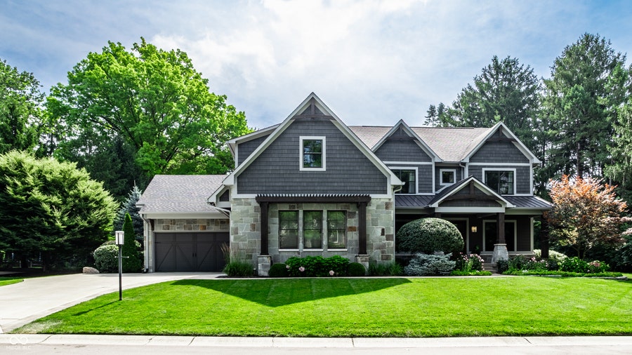 Property photo for 7511 Pine Valley Lane, Indianapolis, IN