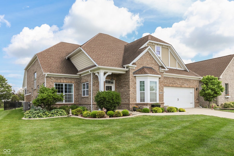 Property photo for 6258 Royal Alley Place, Indianapolis, IN