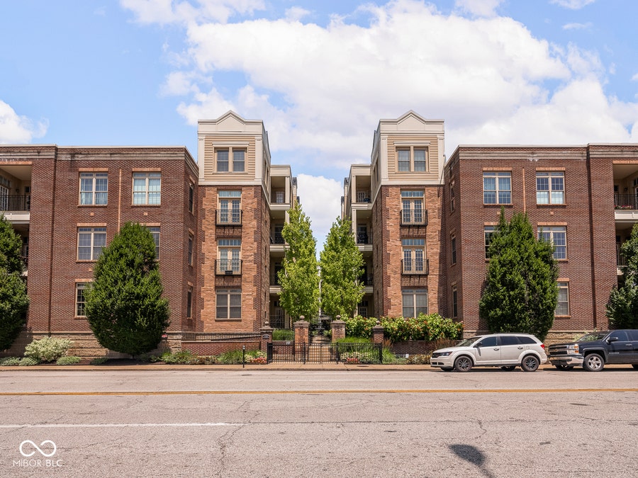 Property photo for 450 E Ohio Street, Indianapolis, IN