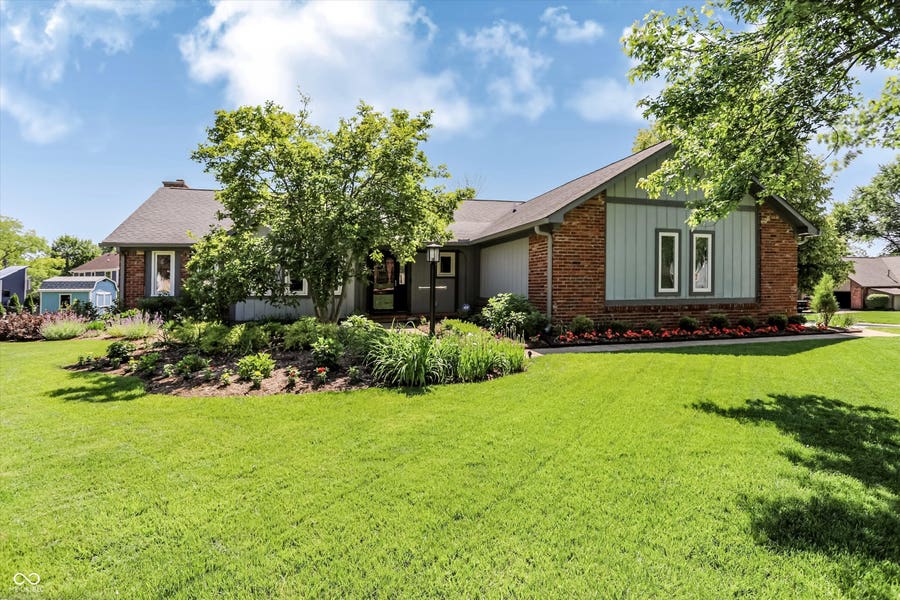 Property photo for 14549 Saddleback Drive, Carmel, IN