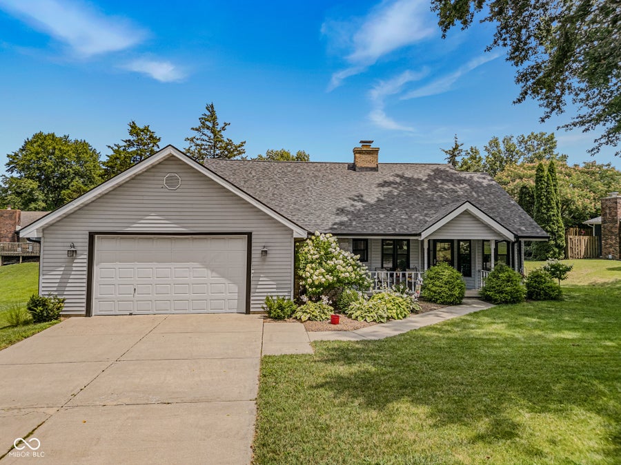 Property photo for 565 Luse Drive, Columbus, IN
