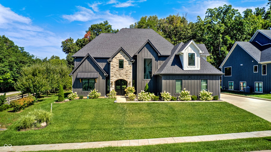 Property photo for 11620 Ansley Court, Zionsville, IN