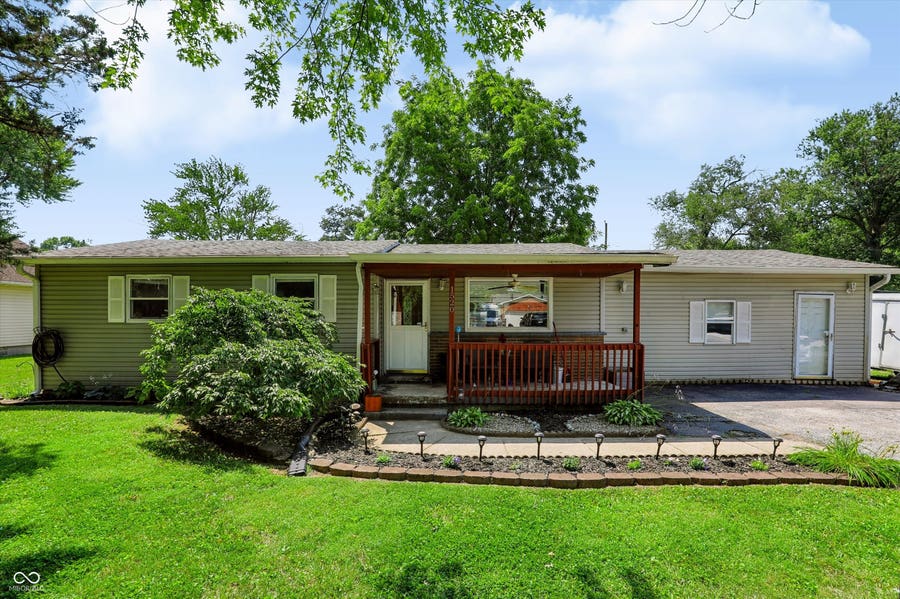 Property photo for 1520 Bailey Drive, Indianapolis, IN