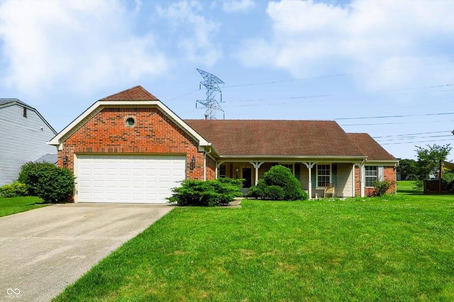 Property photo for 337 Stoneybrook Grove Drive, Greenwood, IN