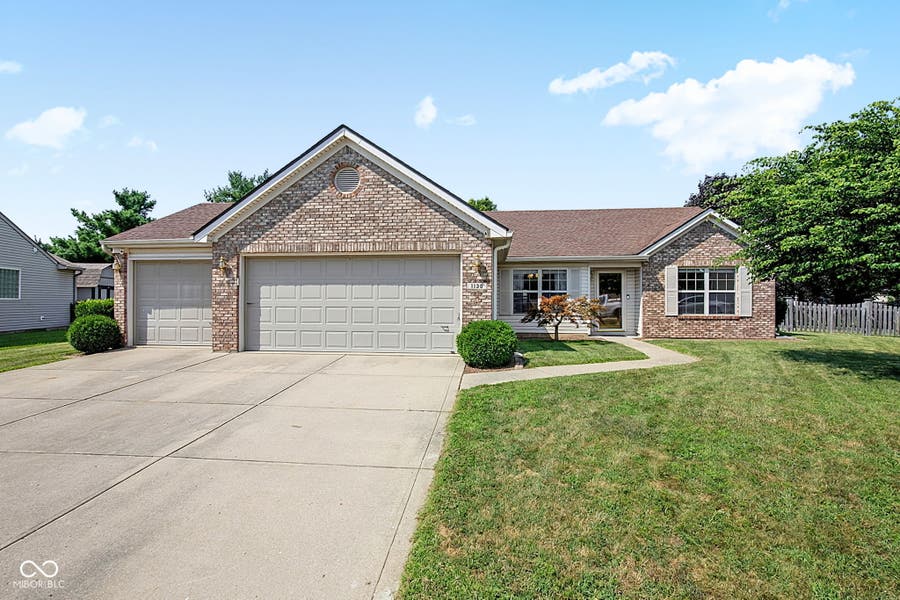Property photo for 1130 Springwater Drive, Greenwood, IN