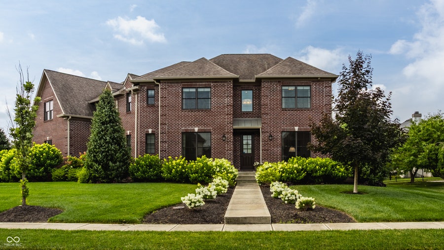 Property photo for 10748 English Oaks Drive, Carmel, IN