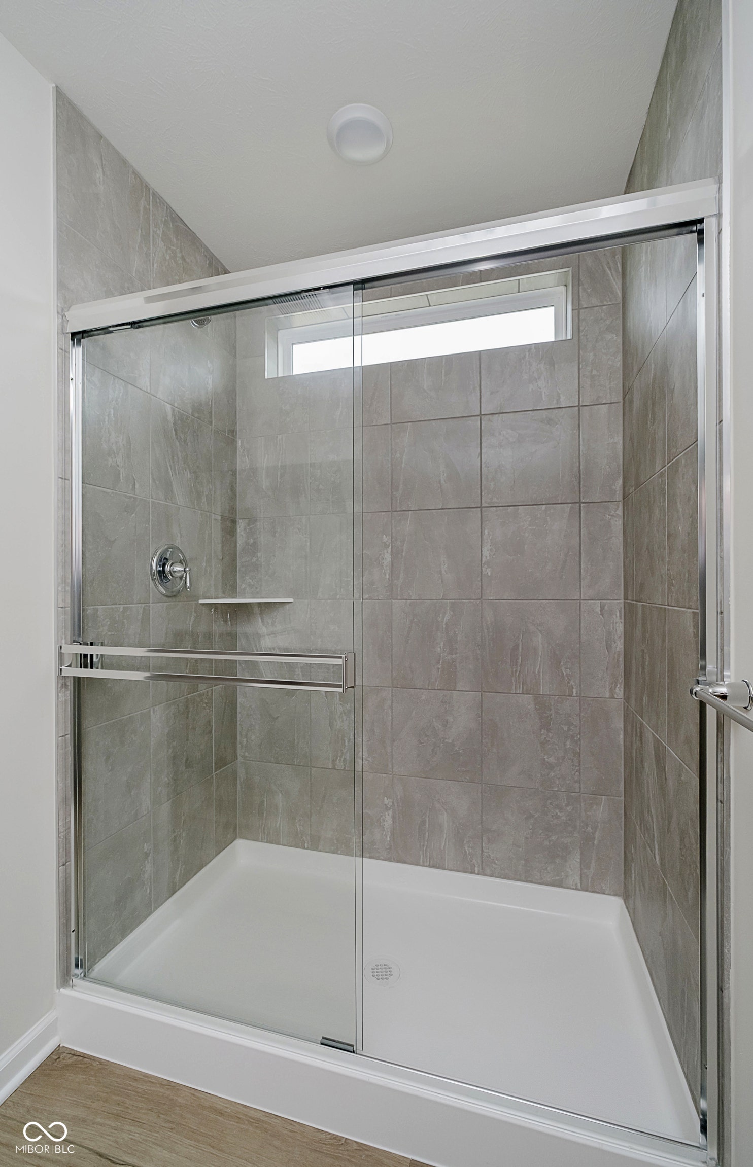 Virtually Altered - Similar Model Owner's Suite