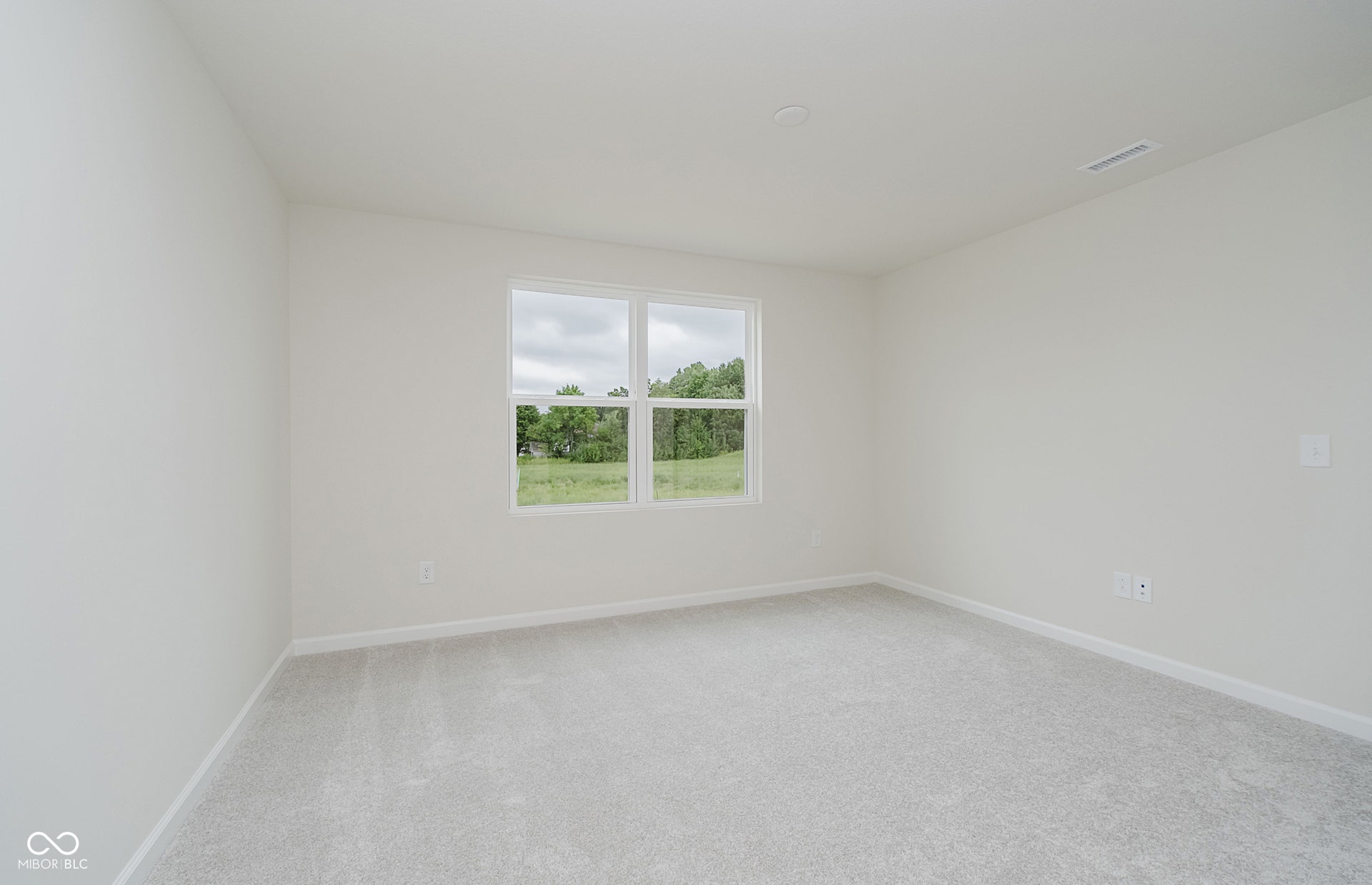 Virtually Altered - Similar Model Loft
