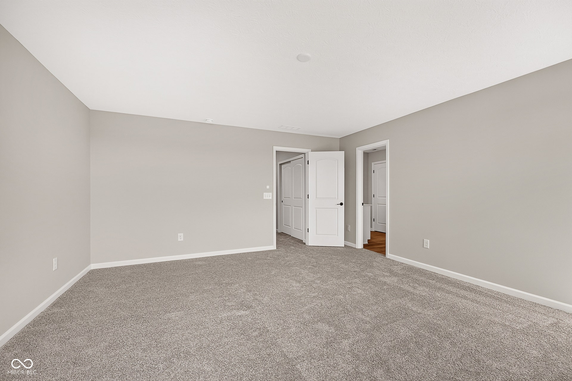 903 Sugarland Way, Greenwood, IN 46143 903 Sugarland Way, Greenwood, IN 46143