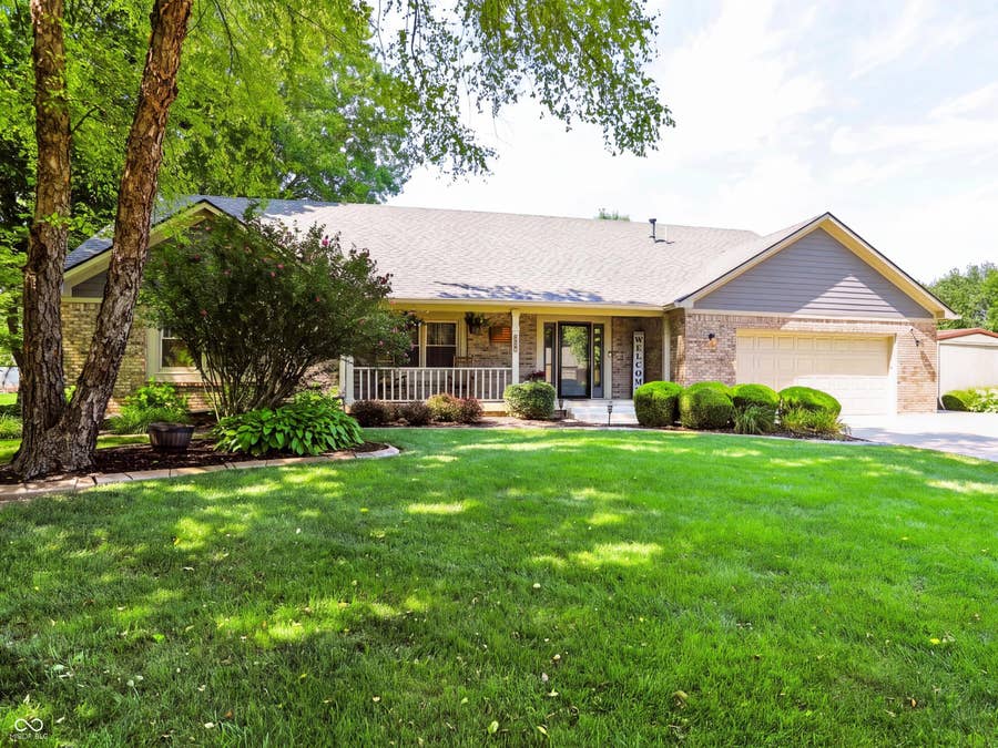 Property photo for 3290 W Sunset Drive S, Greenfield, IN