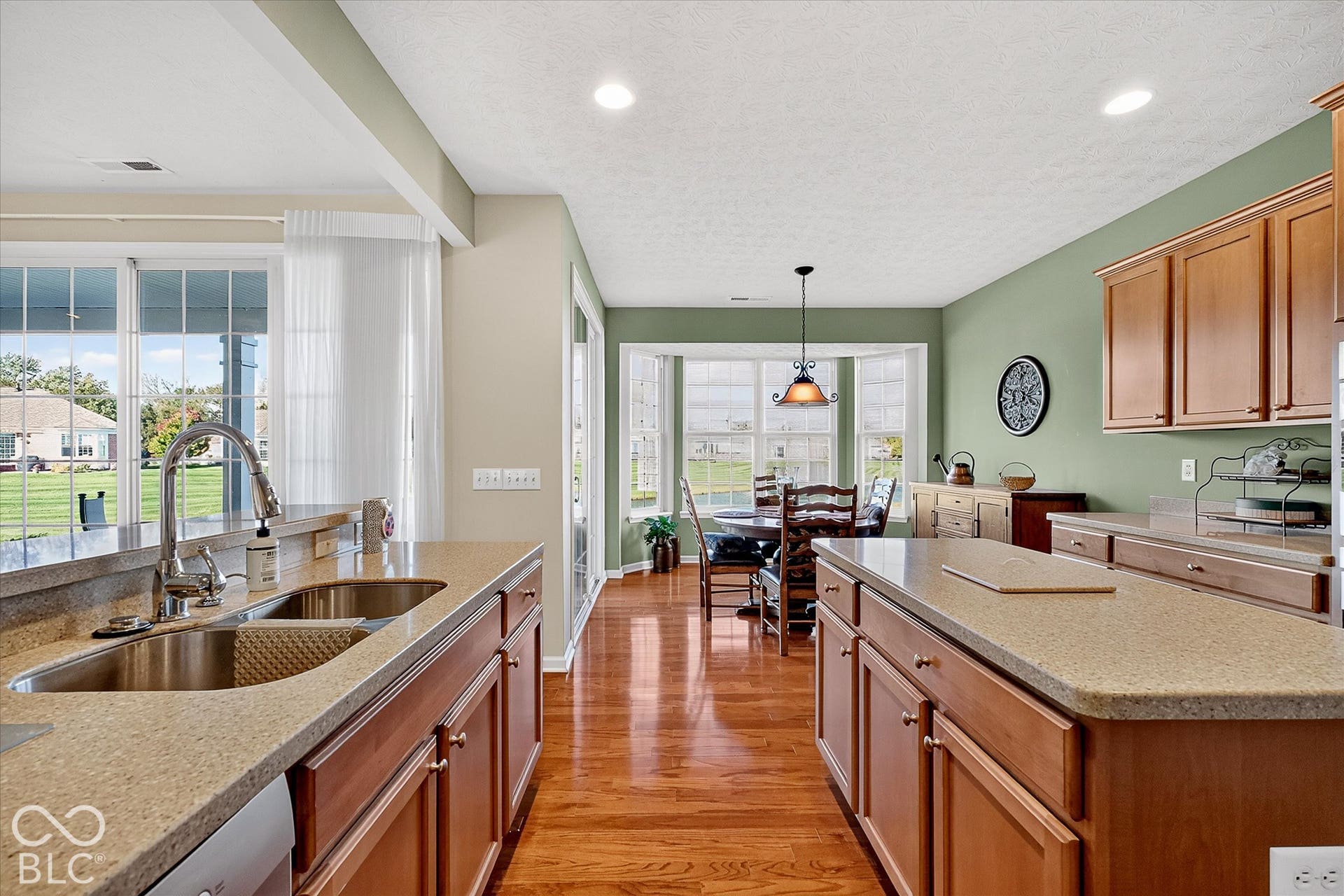 15258 Trebbiano Drive, Fishers, IN 46037 15258 Trebbiano Drive, Fishers, IN 46037