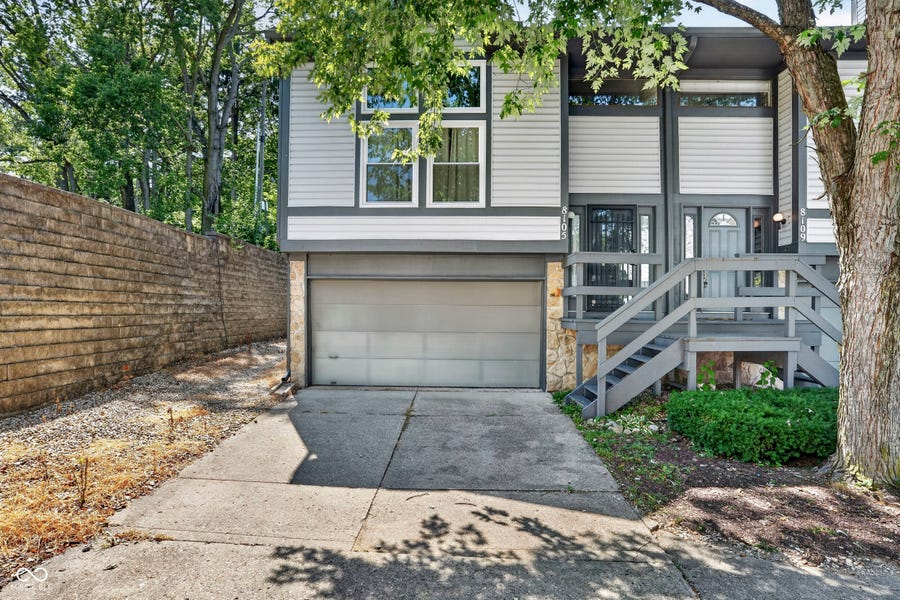 Property photo for 8105 Valley Farms Trail, Indianapolis, IN