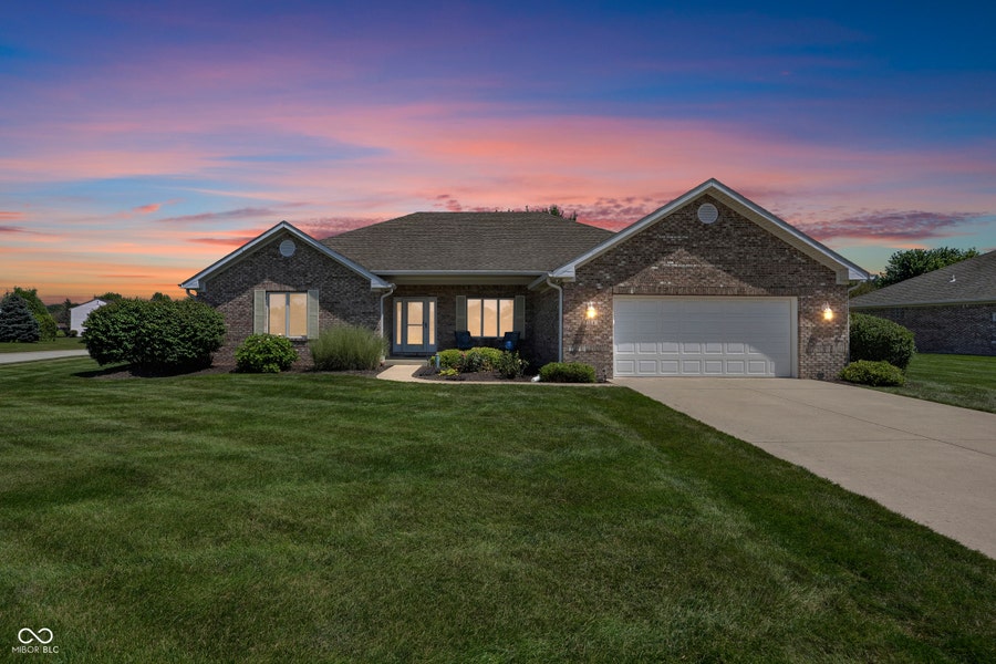 Property photo for 1154 Brunes Boulevard, Brownsburg, IN
