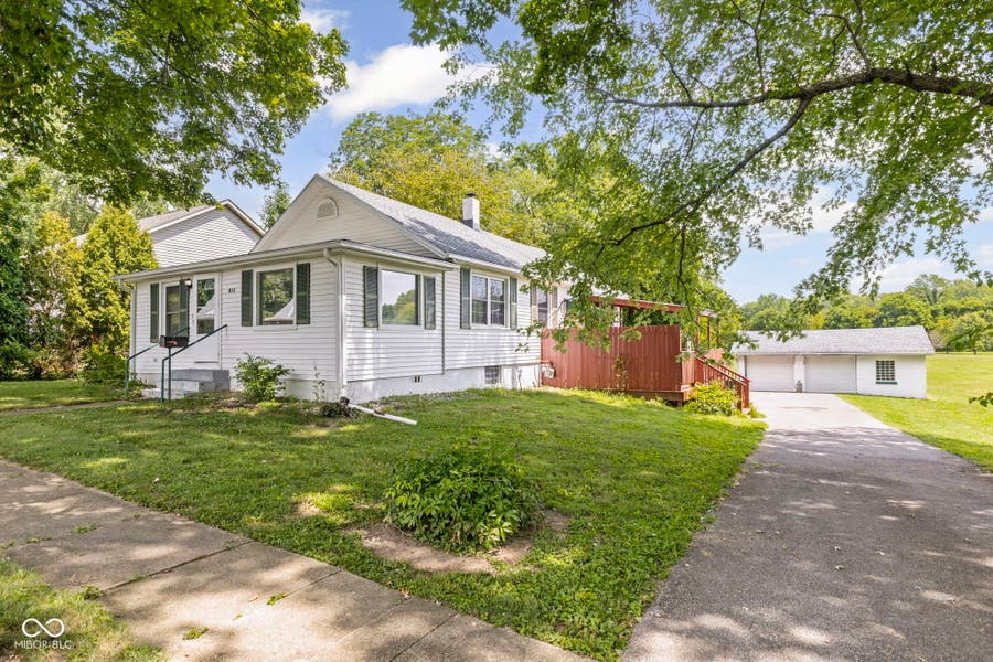 Property photo for 915 S Home Avenue, Franklin, IN