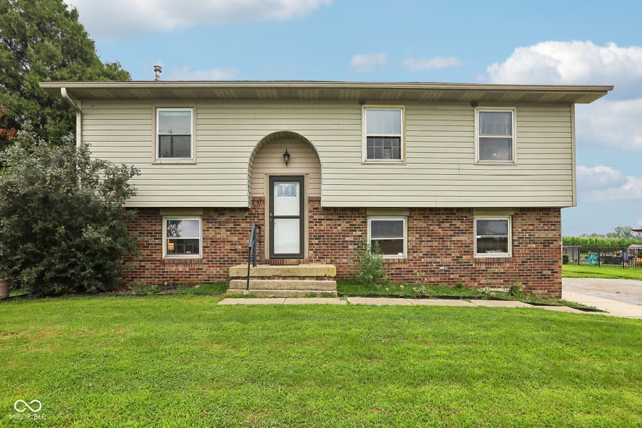 Property photo for 7180 N 400 W, Fairland, IN