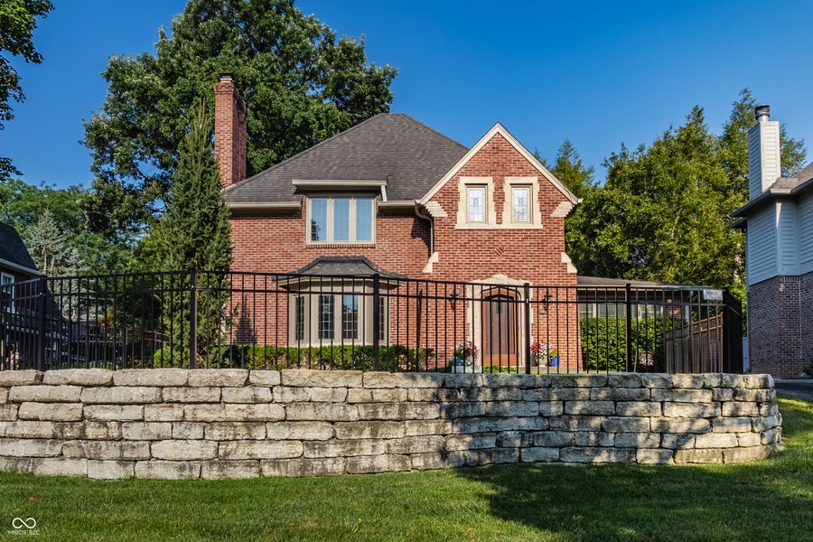 Property photo for 5872 Forest Lane, Indianapolis, IN