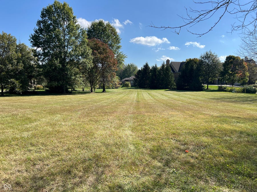 Property photo for 887 Box Turtle Court, Columbus, IN