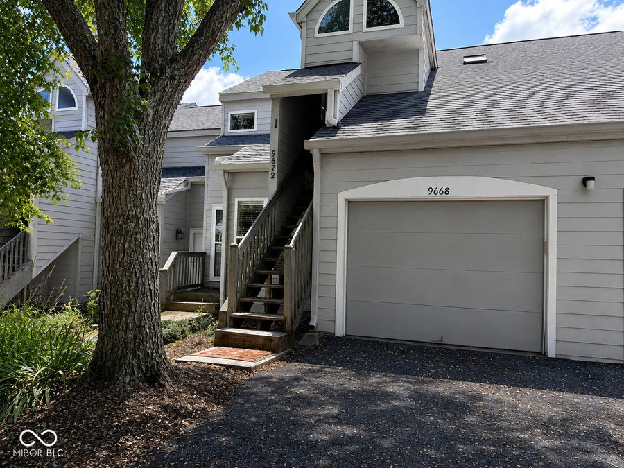 Property photo for 9668 S Bay Pointe Court, Bloomington, IN