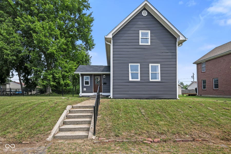 Property photo for 1924 S I Street, Elwood, IN