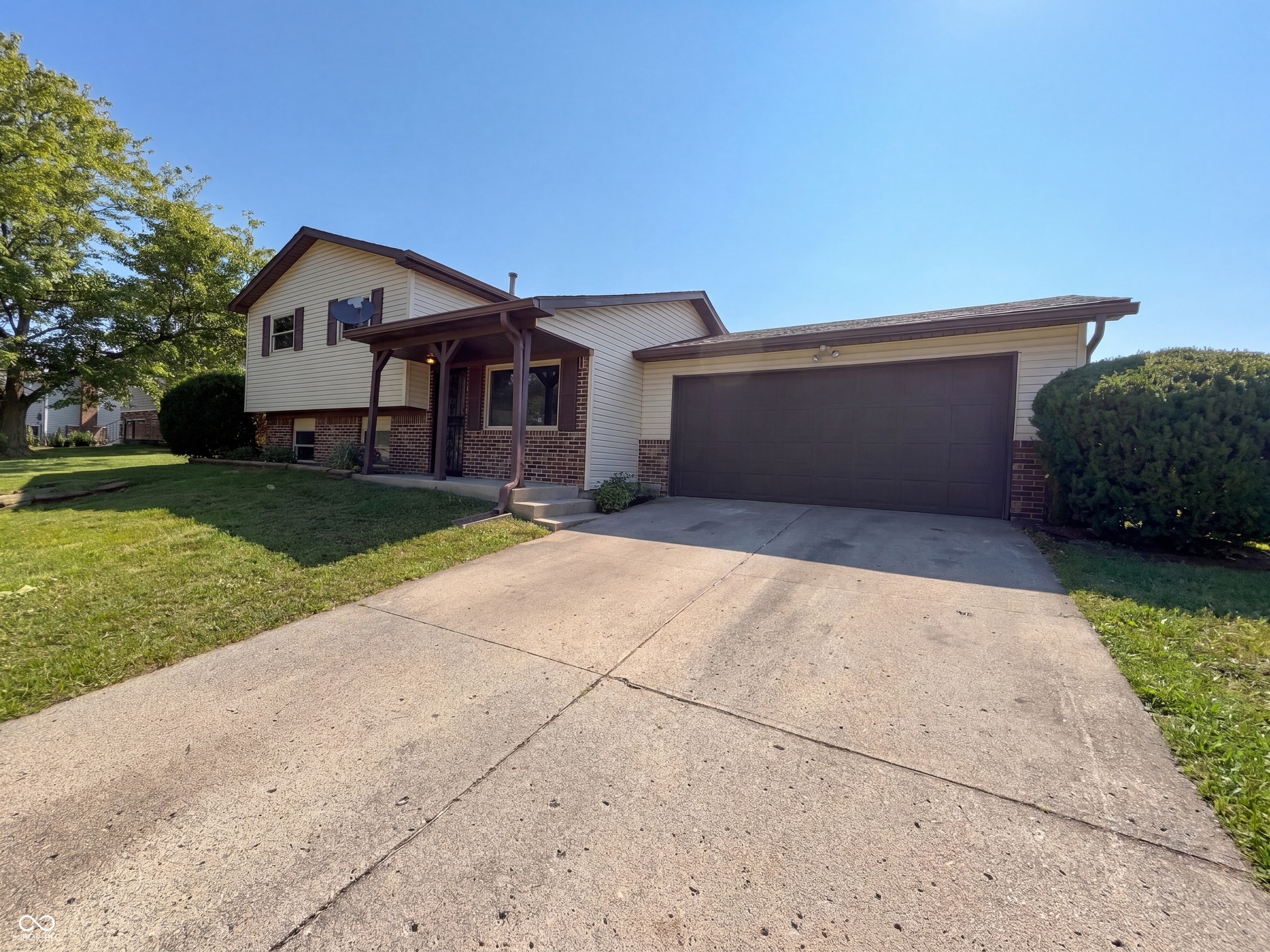 7533 Ardwell Drive, Indianapolis, IN 46237