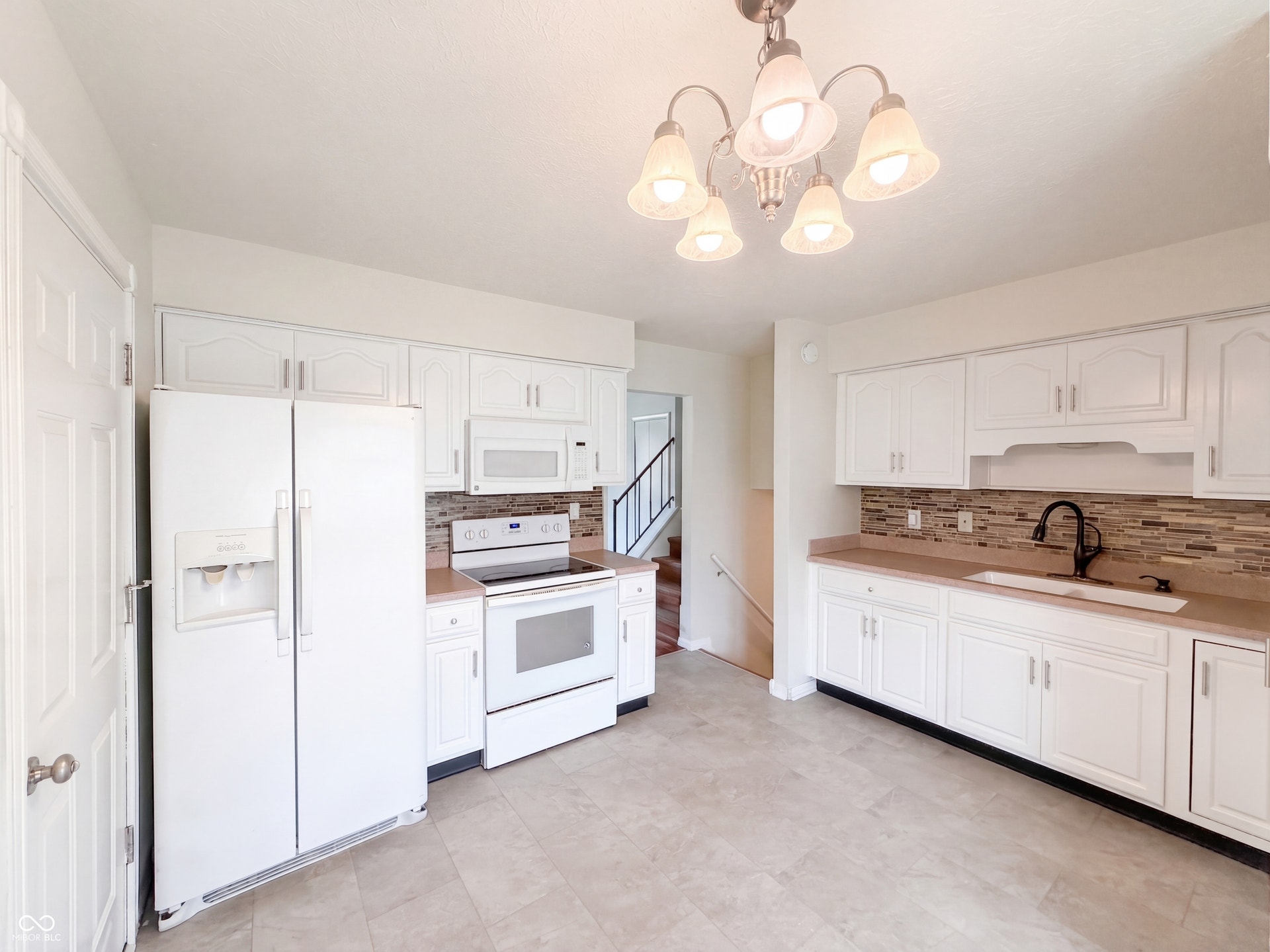 7533 Ardwell Drive, Indianapolis, IN 46237