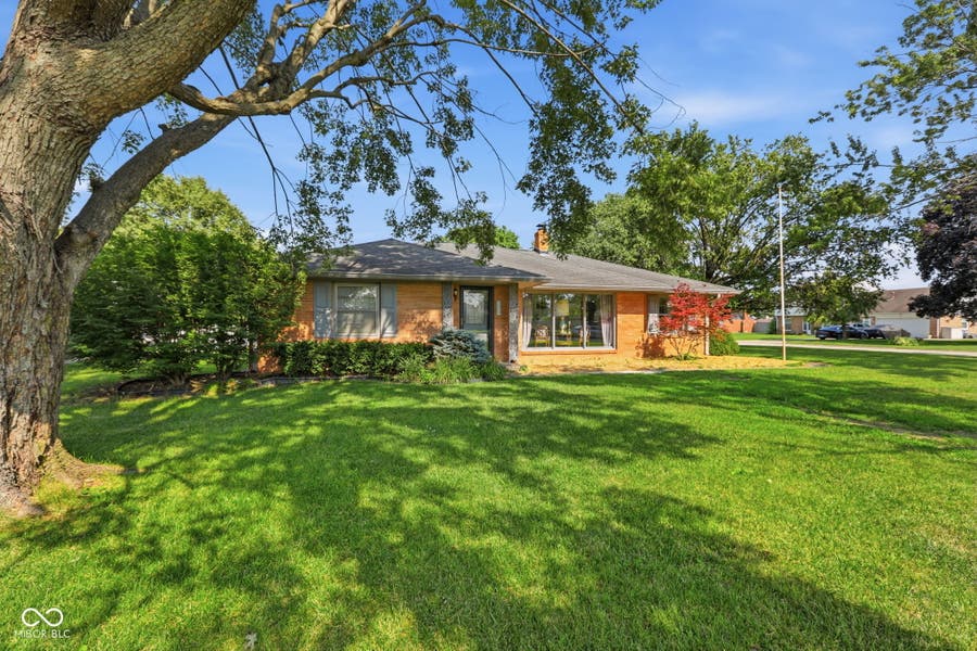 Property photo for 2020 S Winding Way, Anderson, IN