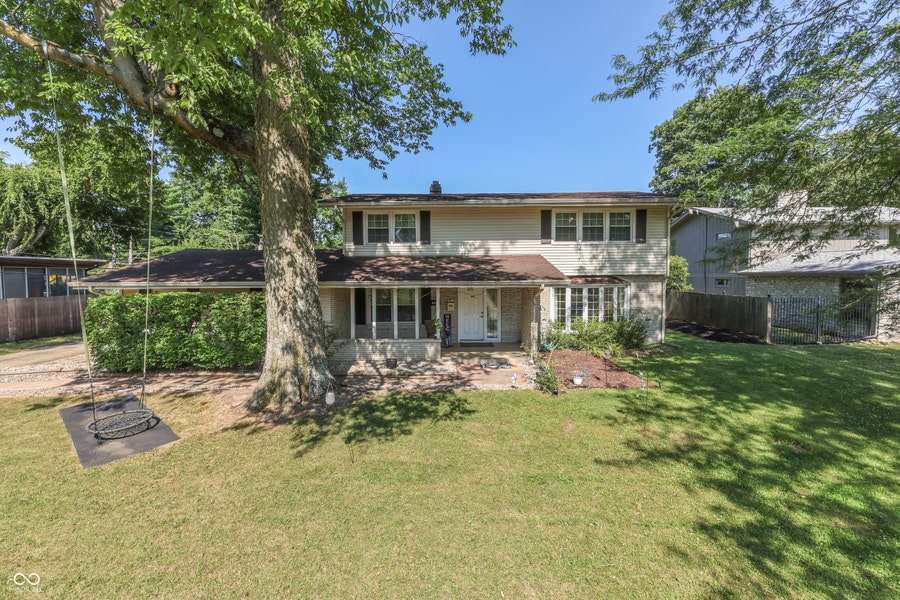 Property photo for 4206 Ridgeway Avenue, Columbus, IN