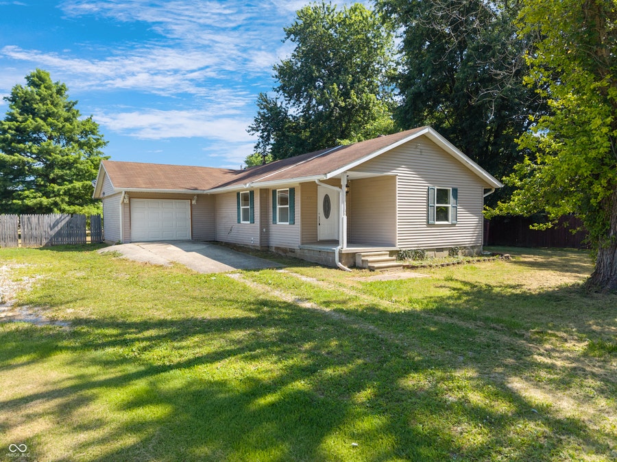Property photo for 353 Trinton Circle, Bedford, IN