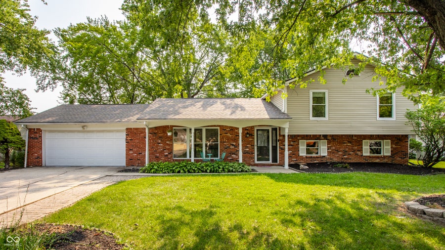 Property photo for 8815 Deer Run Drive, Indianapolis, IN