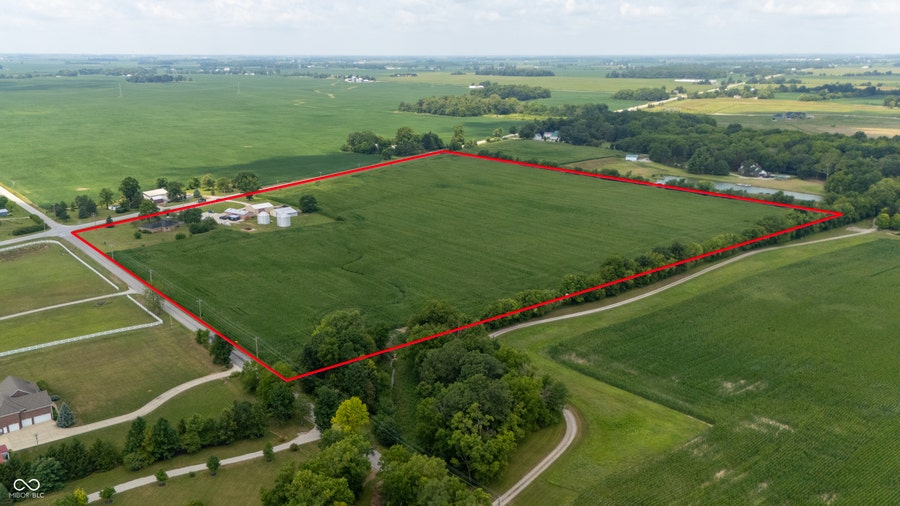 Property photo for 1041 N Us Highway 421, Whitestown, IN