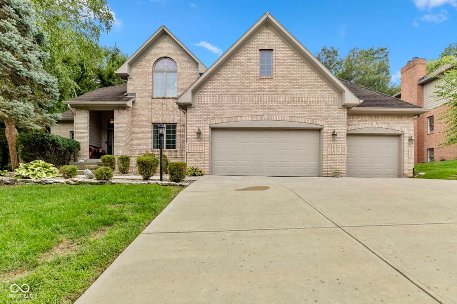 Property photo for 1835 Rooses Lane, Indianapolis, IN