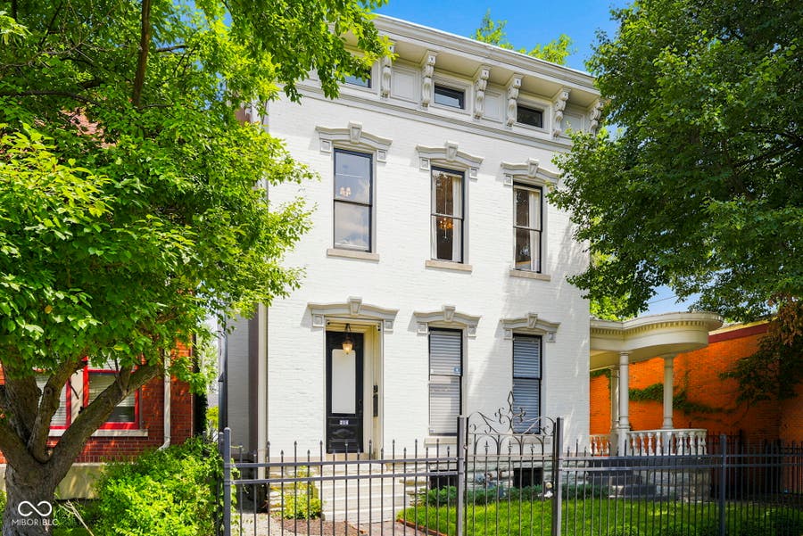 Property photo for 214 E Saint Joseph Street, Indianapolis, IN