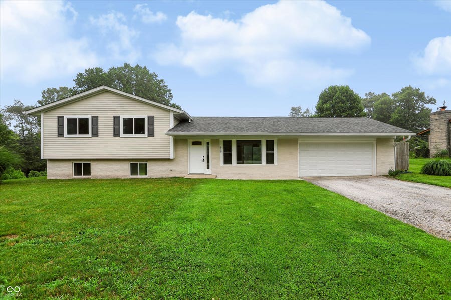Property photo for 620 N Staats Drive, Bloomington, IN