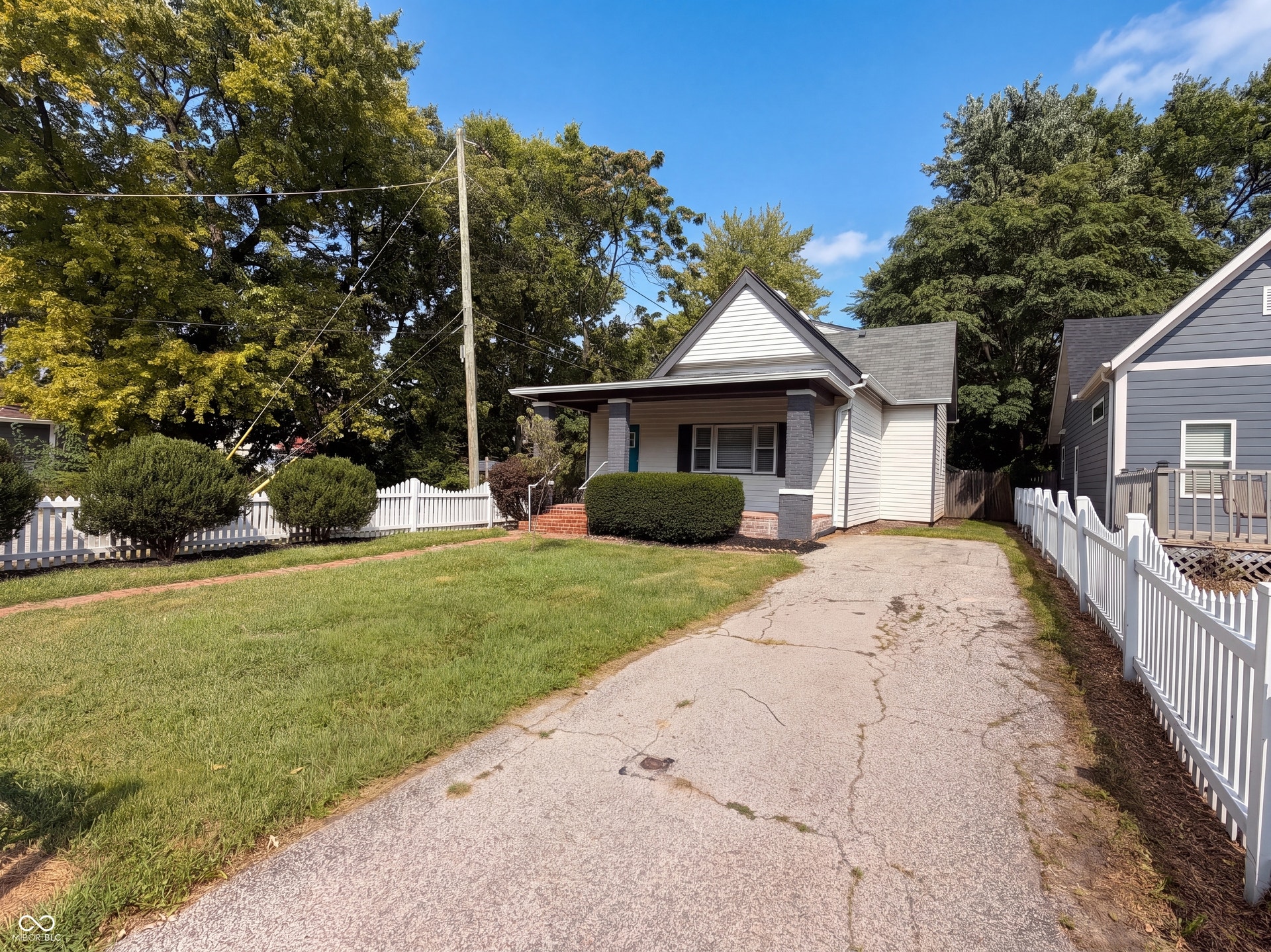 1230 E Pleasant Run Parkway North Drive, Indianapolis, IN 46203