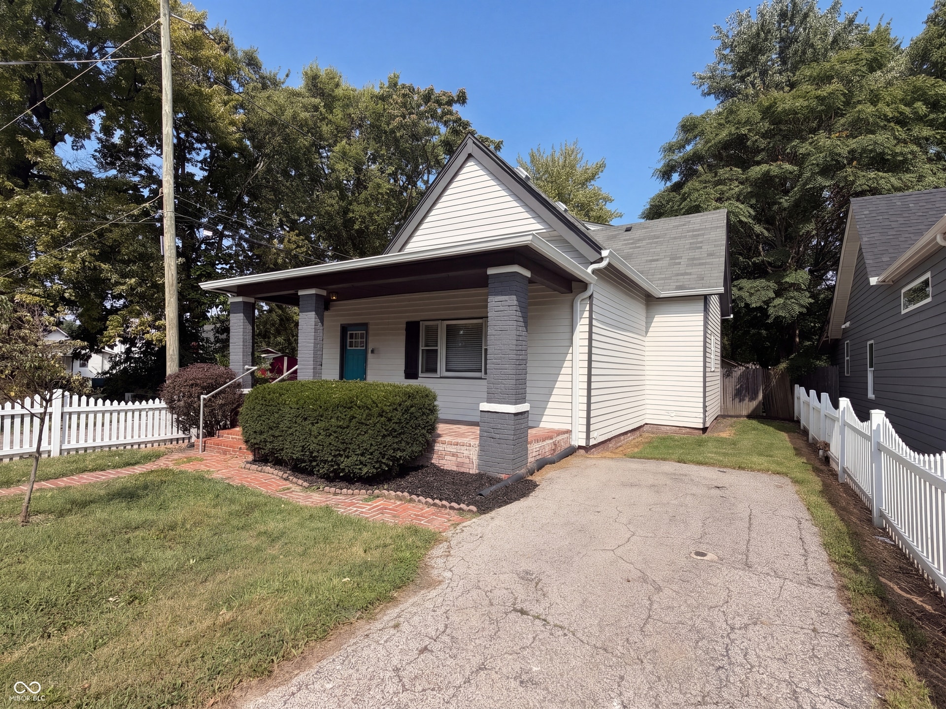 1230 E Pleasant Run Parkway North Drive, Indianapolis, IN 46203