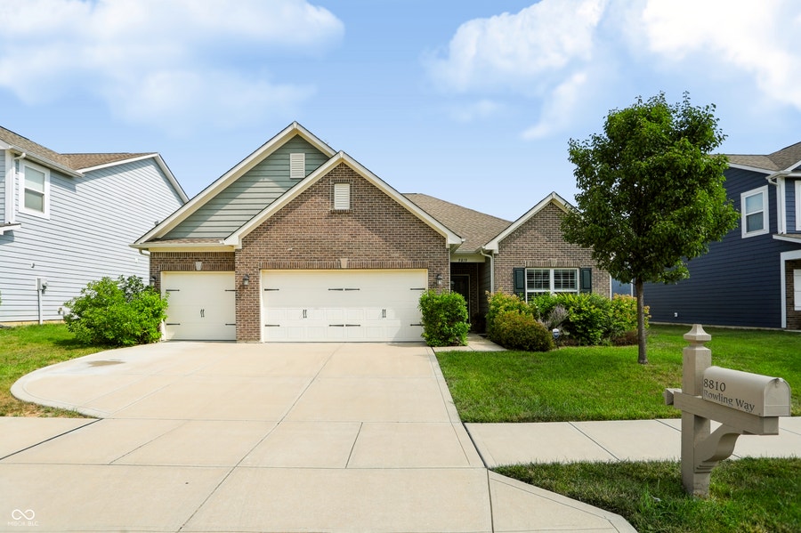 Property photo for 8810 Rowling Way, Indianapolis, IN