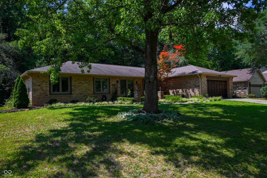 Property photo for 534 Greenlee Drive, Indianapolis, IN