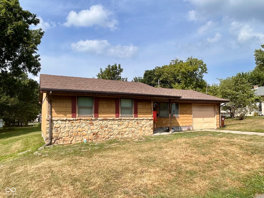 Property photo for 1009 W Walnut, Brownstown, IN