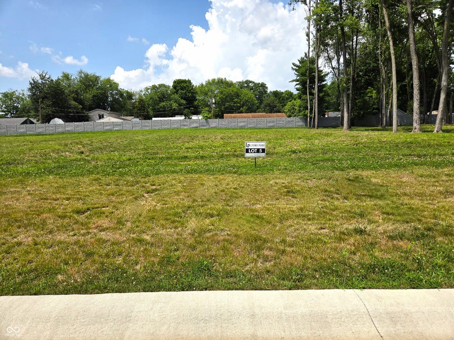 Property photo for 910 J McCool Way, Greenwood, IN