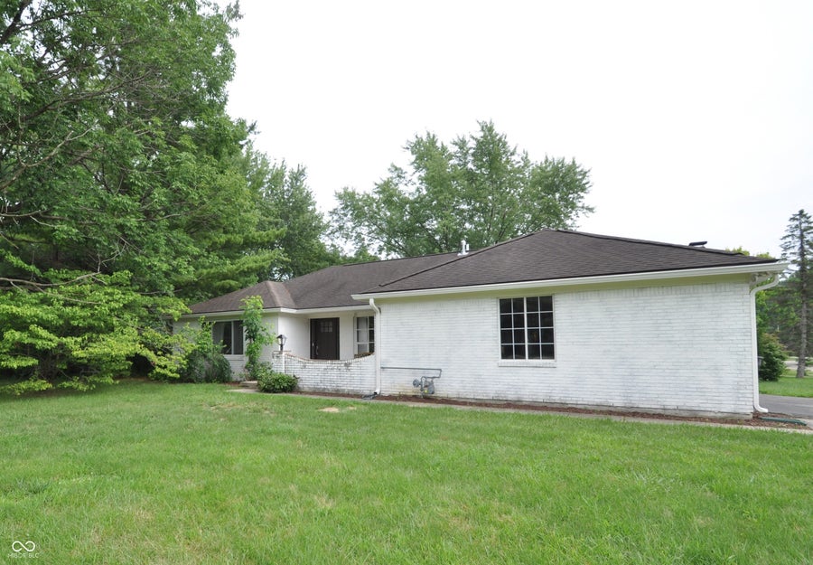 Property photo for 931 W 79th Street, Indianapolis, IN