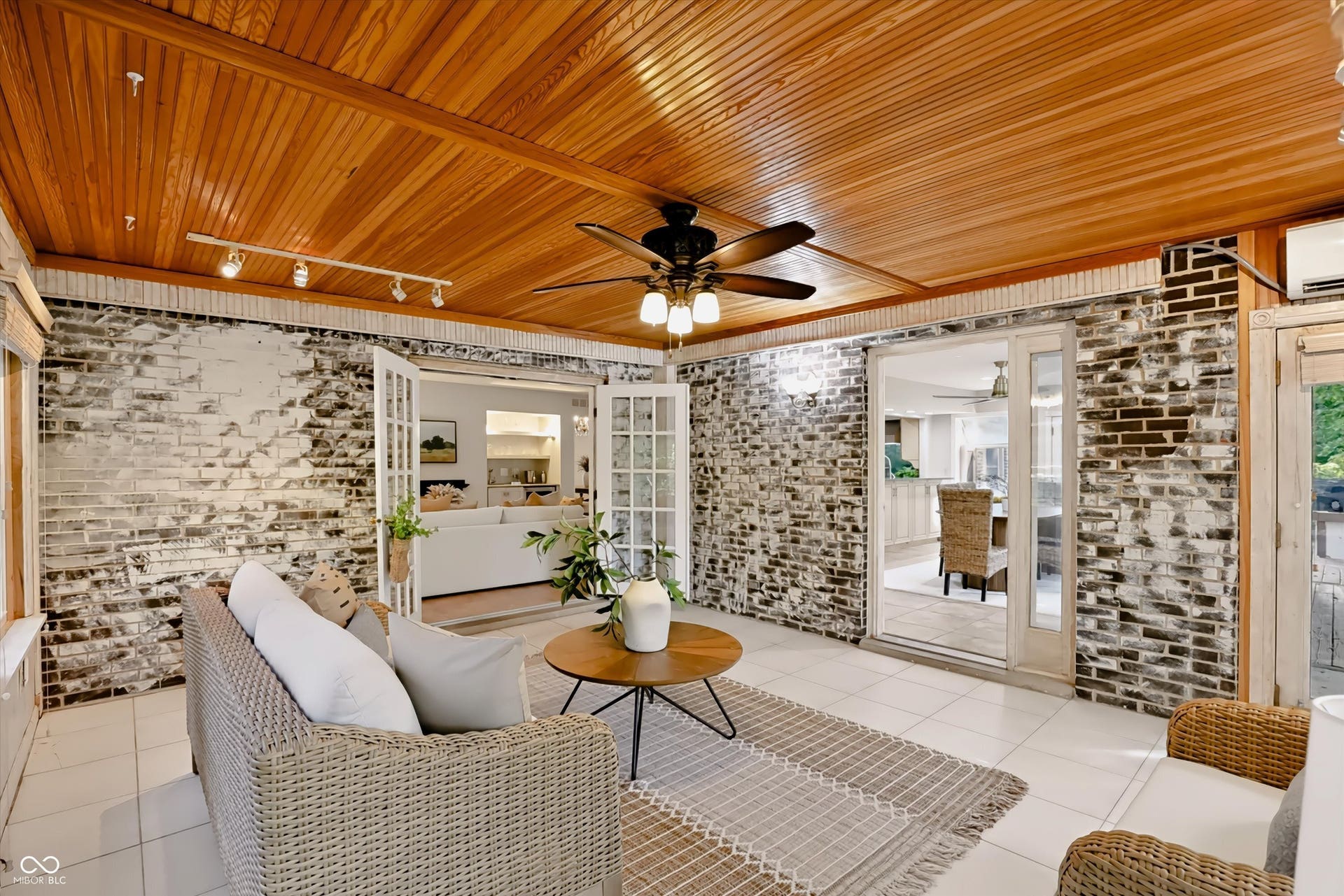 4 Season Sun Room