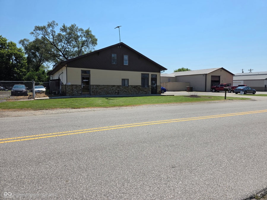 Property photo for 351 S Mapleton Street, Columbus, IN