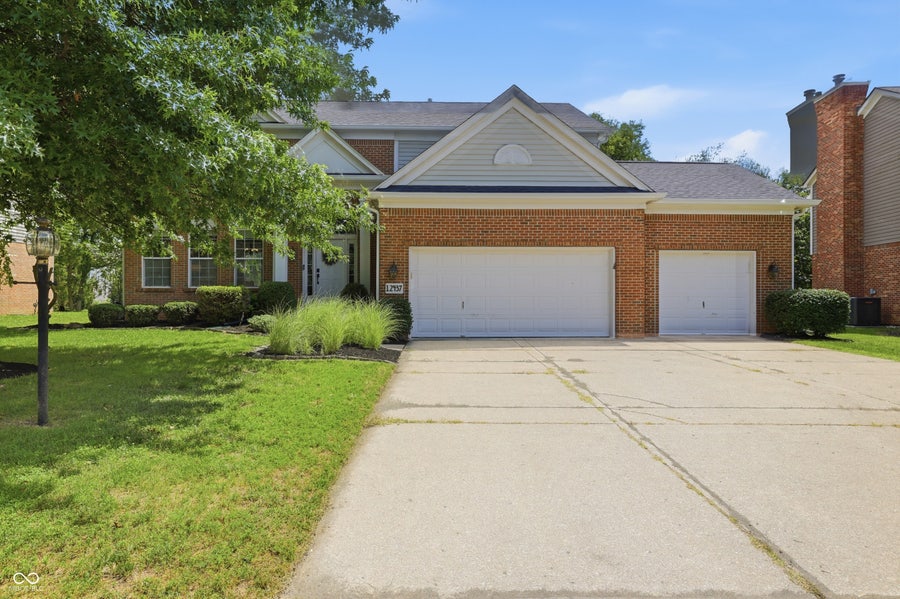 Property photo for 12437 Springbrooke Run, Carmel, IN