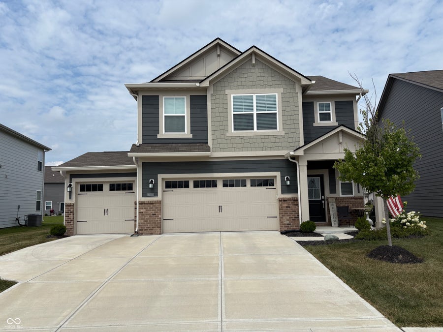 Property photo for 15729 Winnower Drive, Noblesville, IN