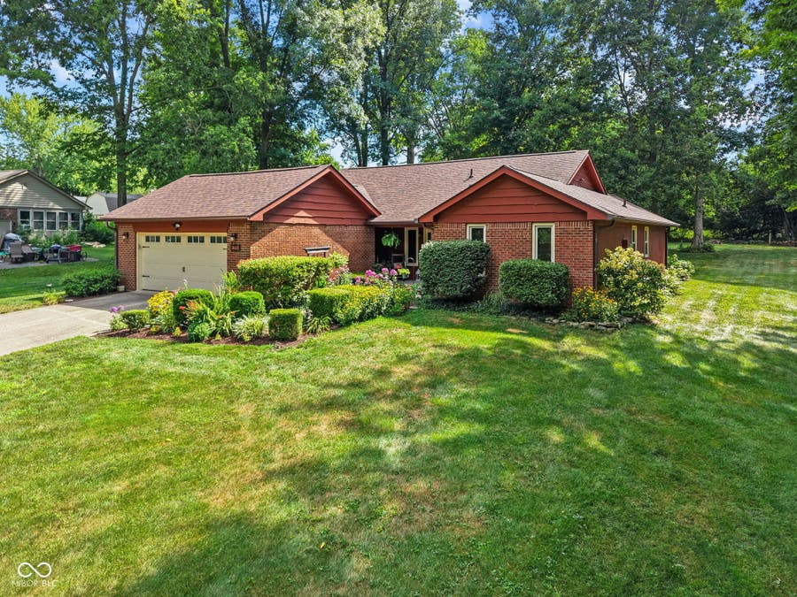 Property photo for 1901 Skyline Drive, Greenwood, IN