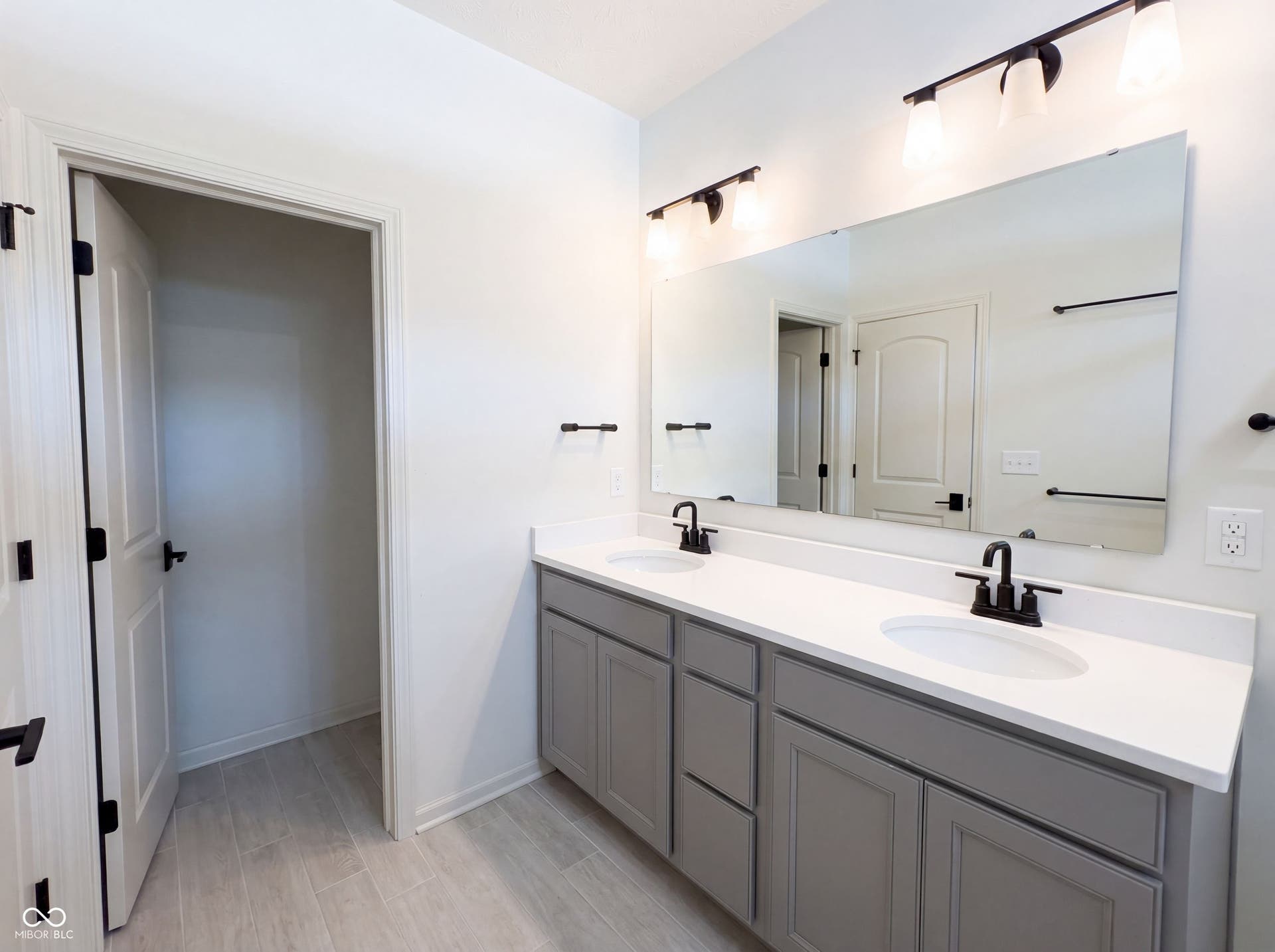 14549 Brecon Lane, Carmel, IN 46074